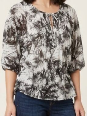 Alfani Black & White Abstract Scoop Neck Top - 10P